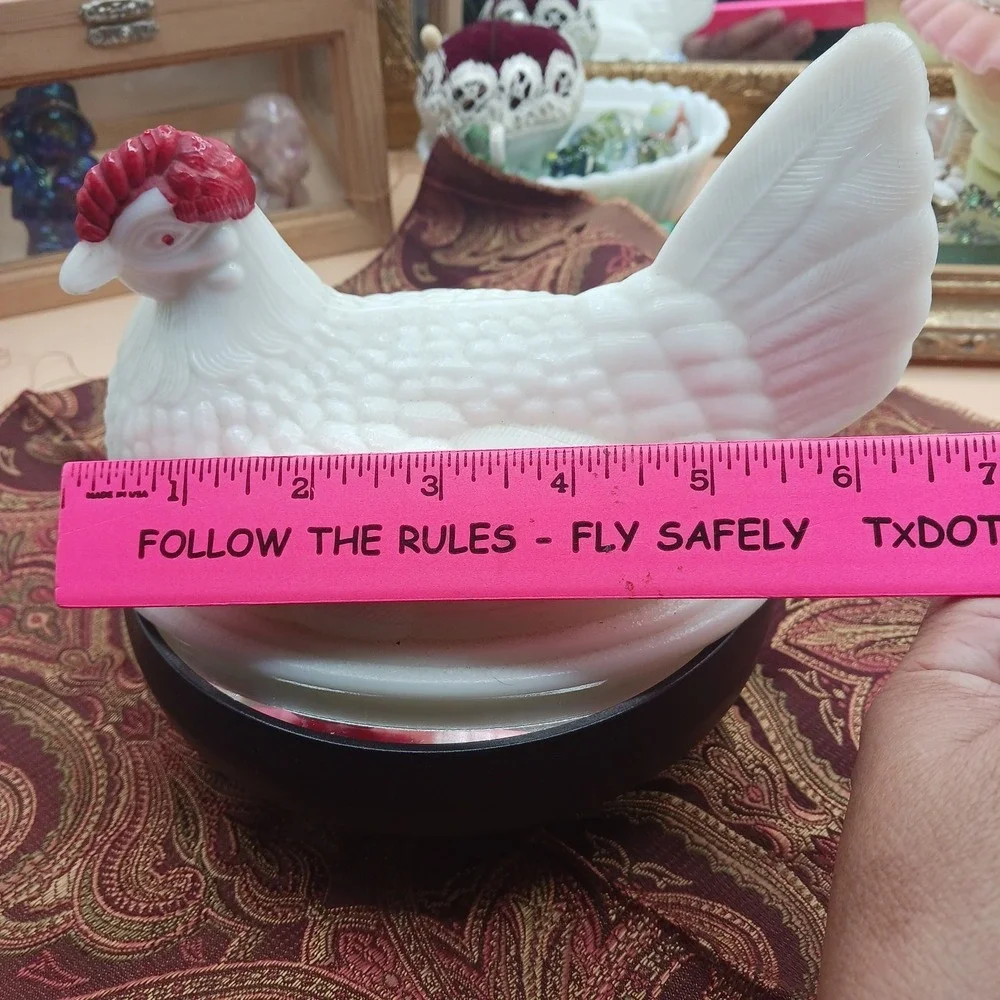 Vtg Westmoreland Hen On Nest HON White Milk Glass Split Tail TOP LID Only *Crack